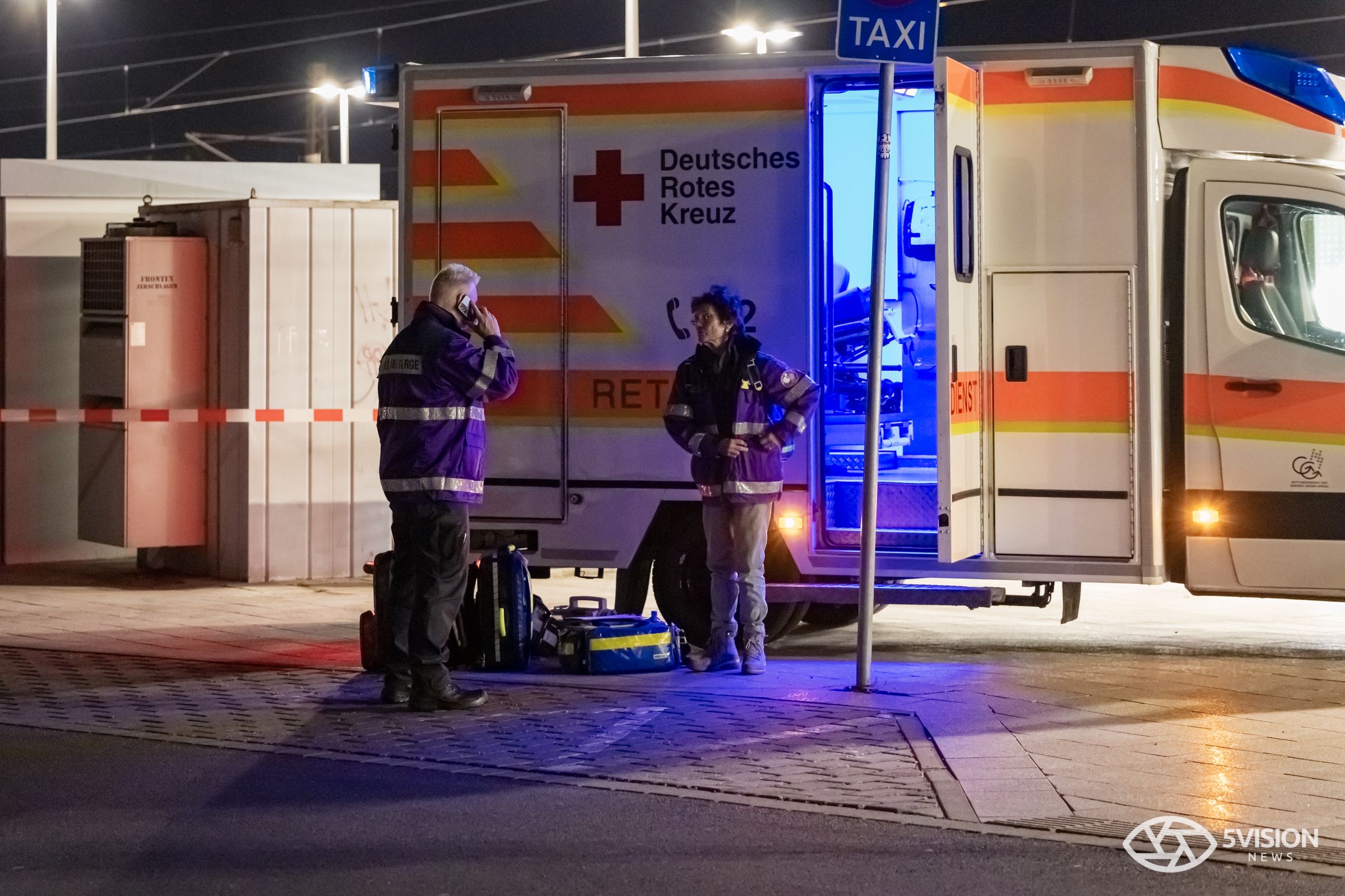 Notfallseelsorgende im nächtlichen Einsatz
Foto: 5VISION.NEWS